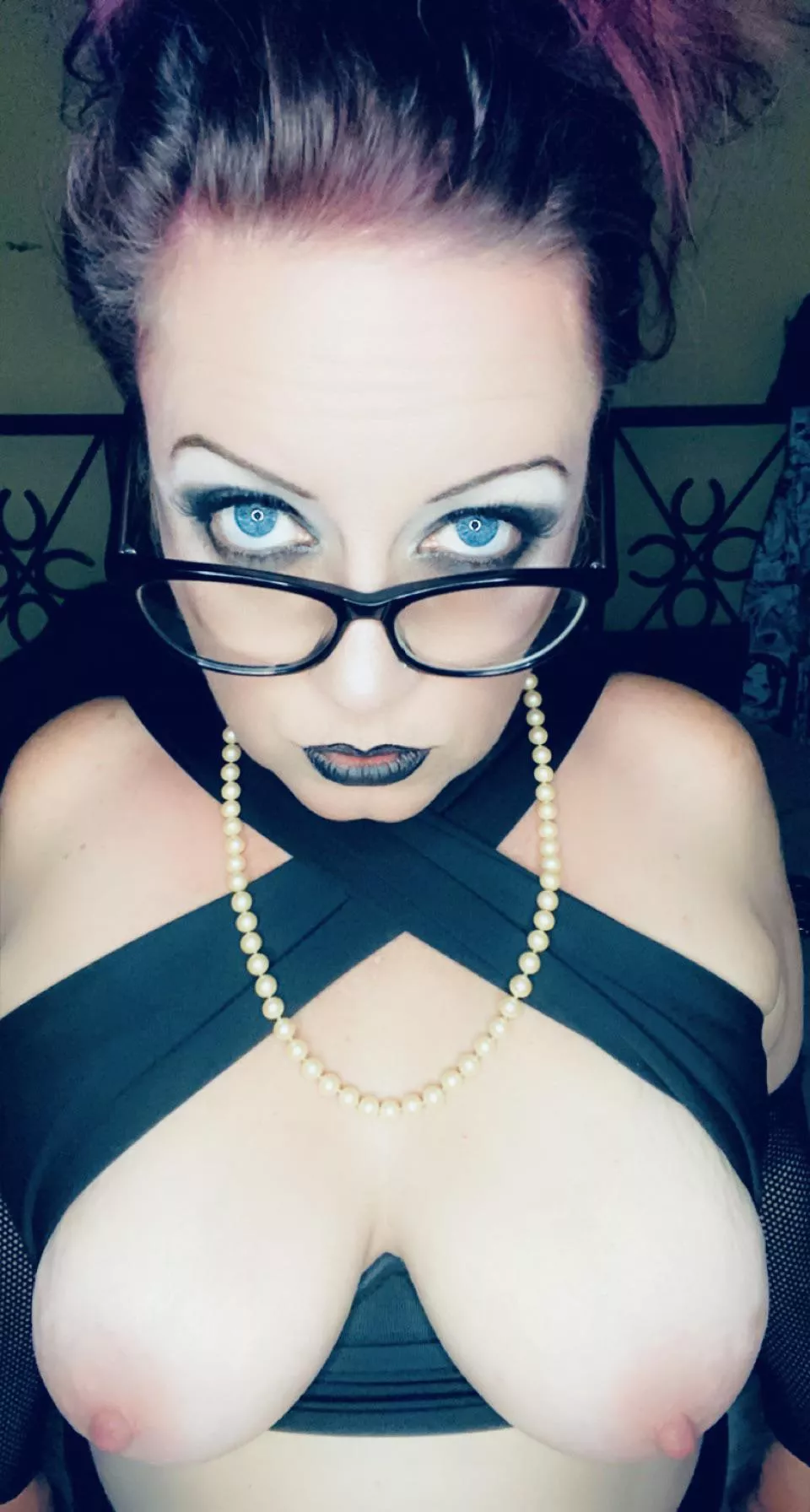 Cum to me… 40 year old milf here posted by Old_Paramedic4026