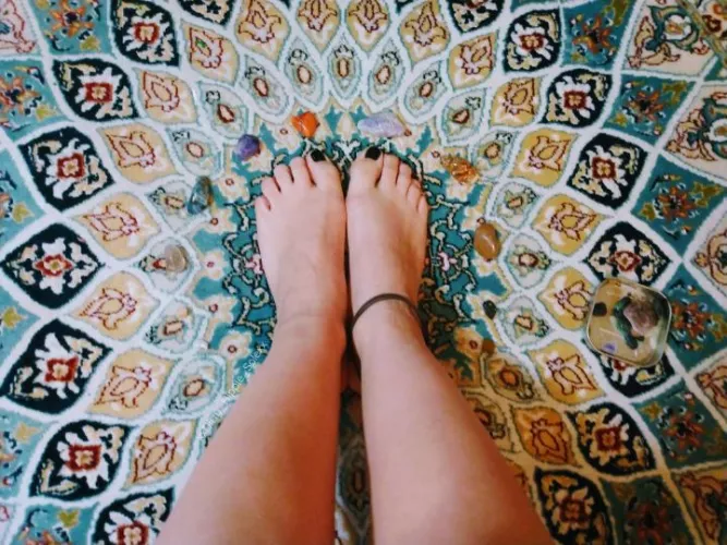 Cum worship my hippie feet by xxDirtyHippiexx