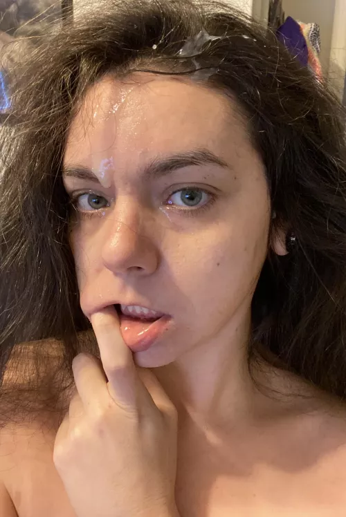 Cumshot to the face for lunch by pussyfrecklexx