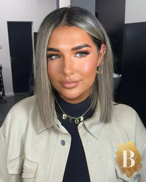 Cumtribute this pic and I’ll send her nudes Dm by nrgh436fe