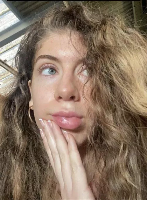 Cumtribute video this pic of her and get her nude kik: jasonk1222 by nrgh436fe