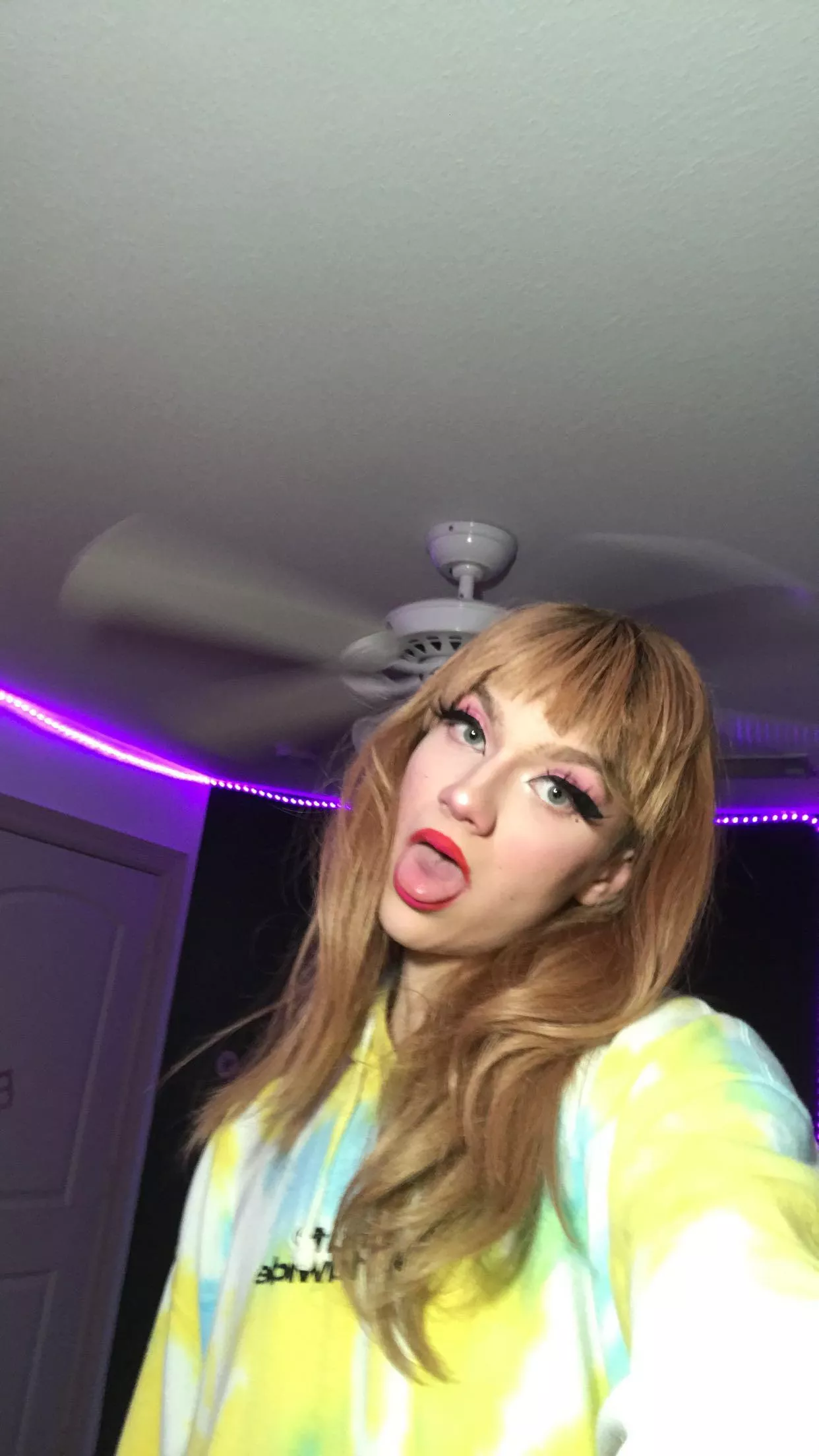 Currently crying in bed looking at this picture of me from last year 🙃 posted by Tallfemboi