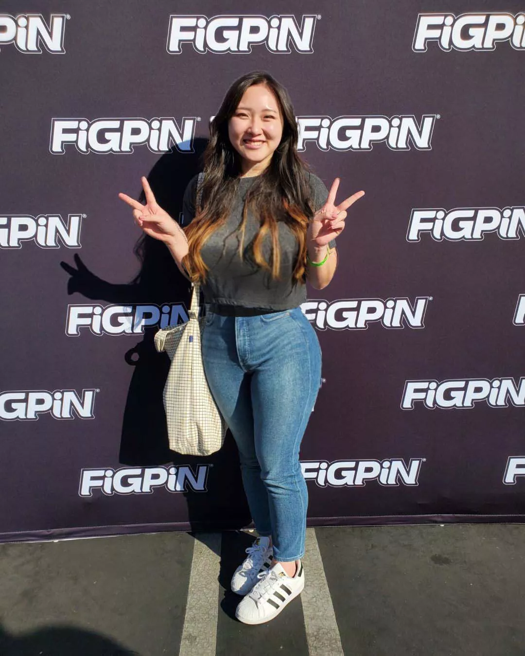 curvy asian coworker posted by throwaway05292001