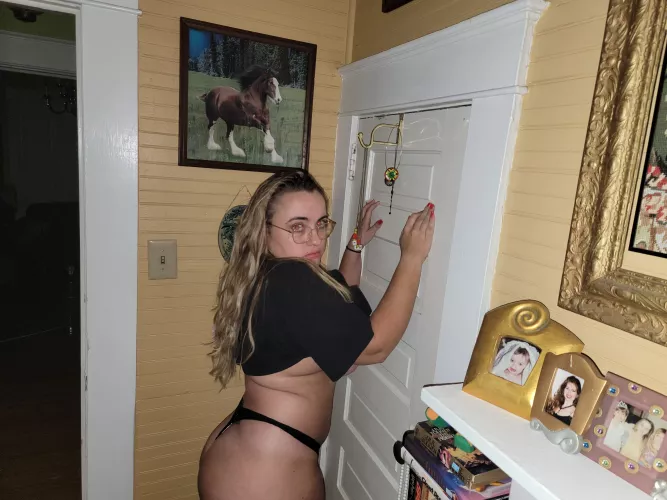 Curvy country girls like me love being taken for a ride by MissKylaBloom