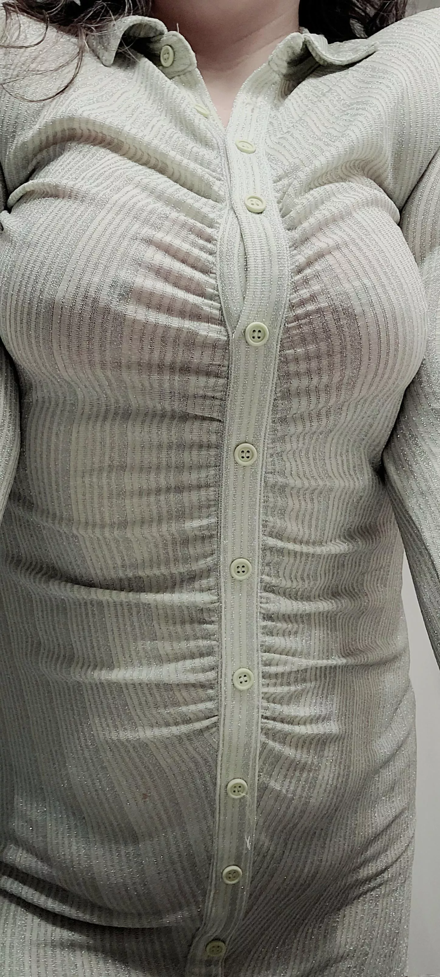 curvy in mint posted by Inside_Student3827