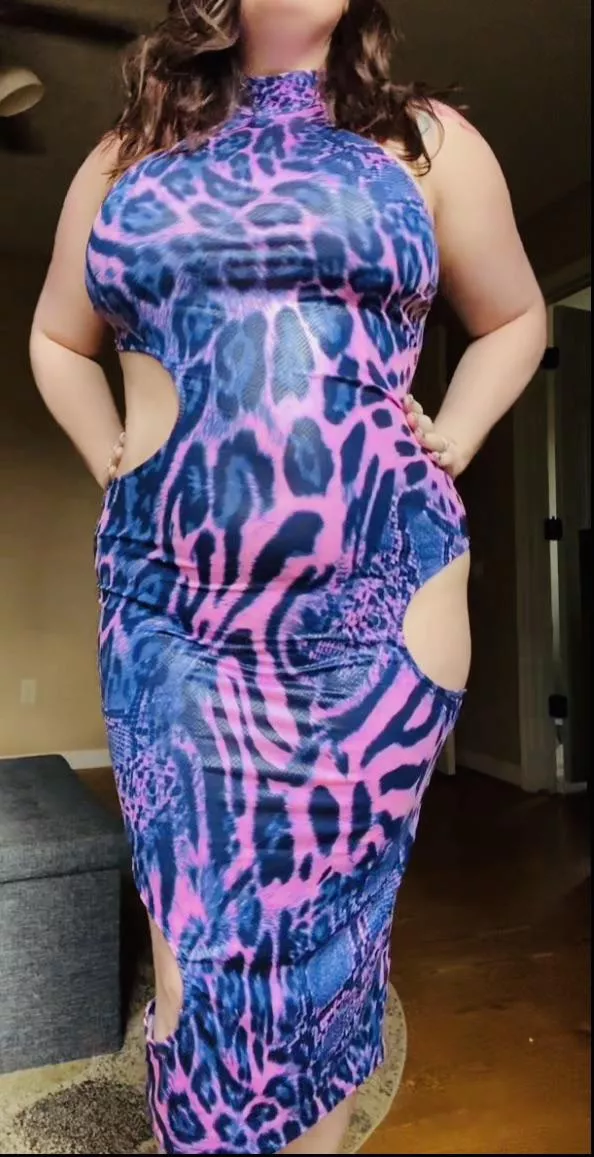 Curvy Milf posted by Luna_Reine