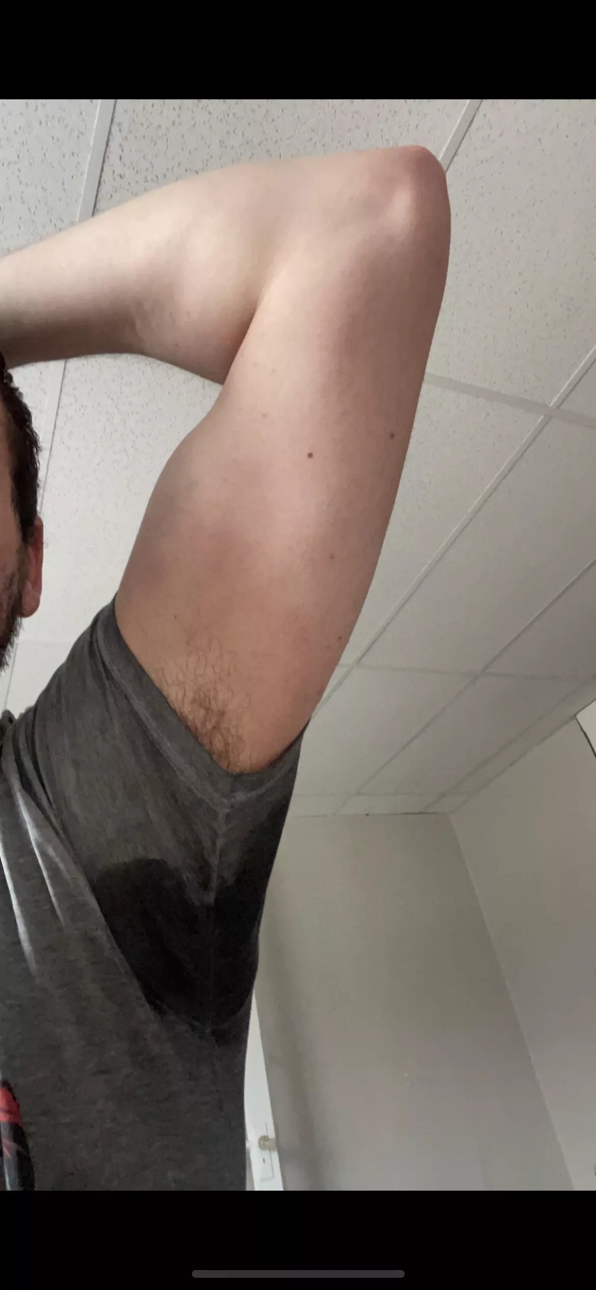 custom content anyone?😈 posted by haslub99