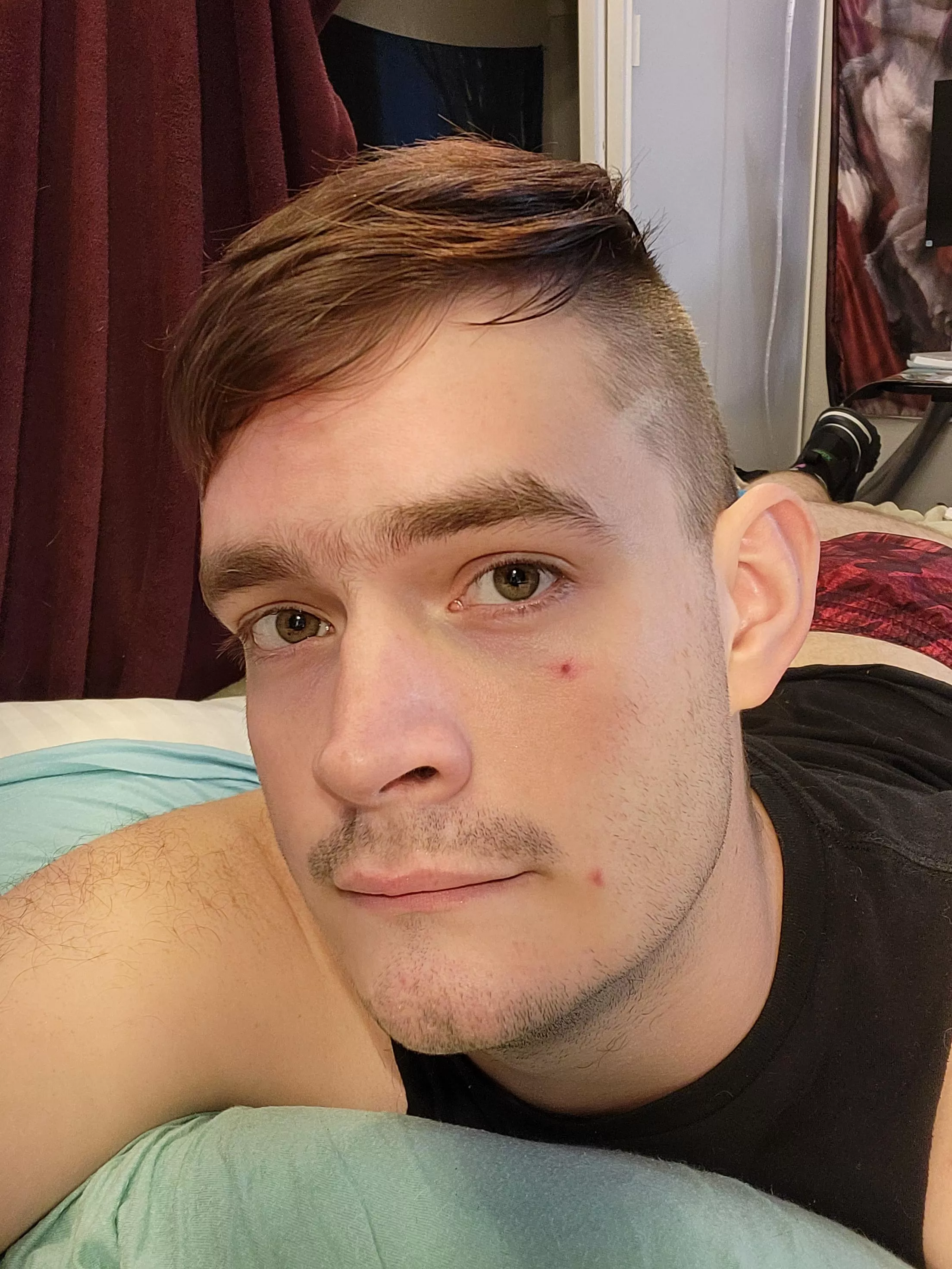 cut my hair myself. what do you all think? posted by Dull-Sprinkles1469