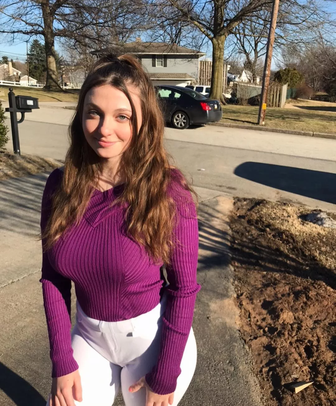 Cute and busty posted by okama-gamesphere