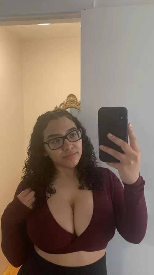 Cute and fluffy😊 by alestryn