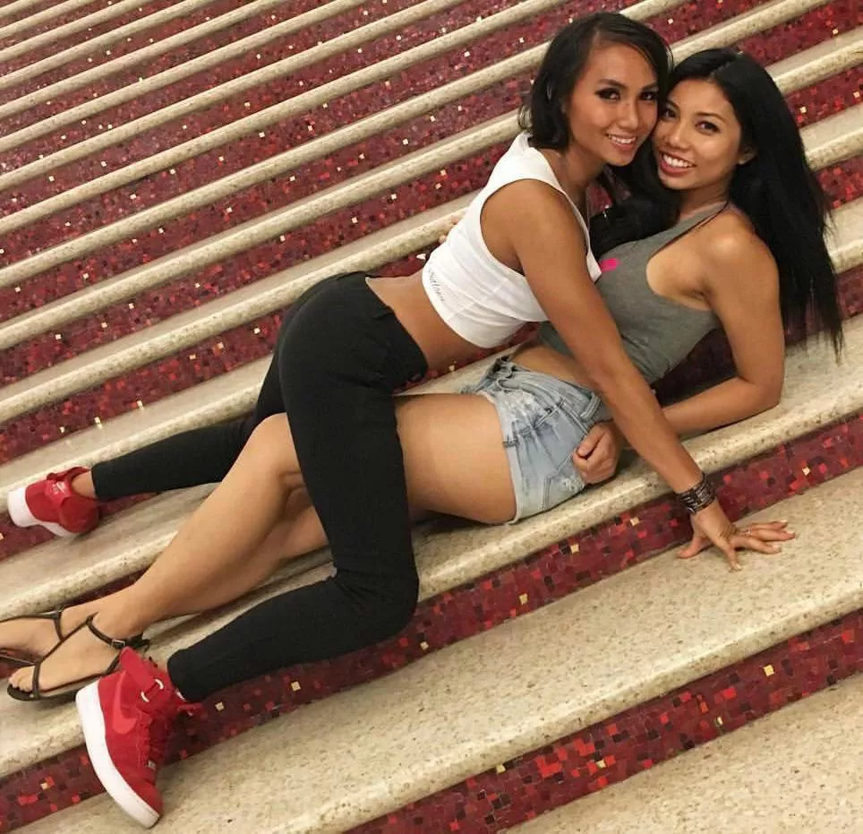 Cute Asian Girls posted by rikkux2