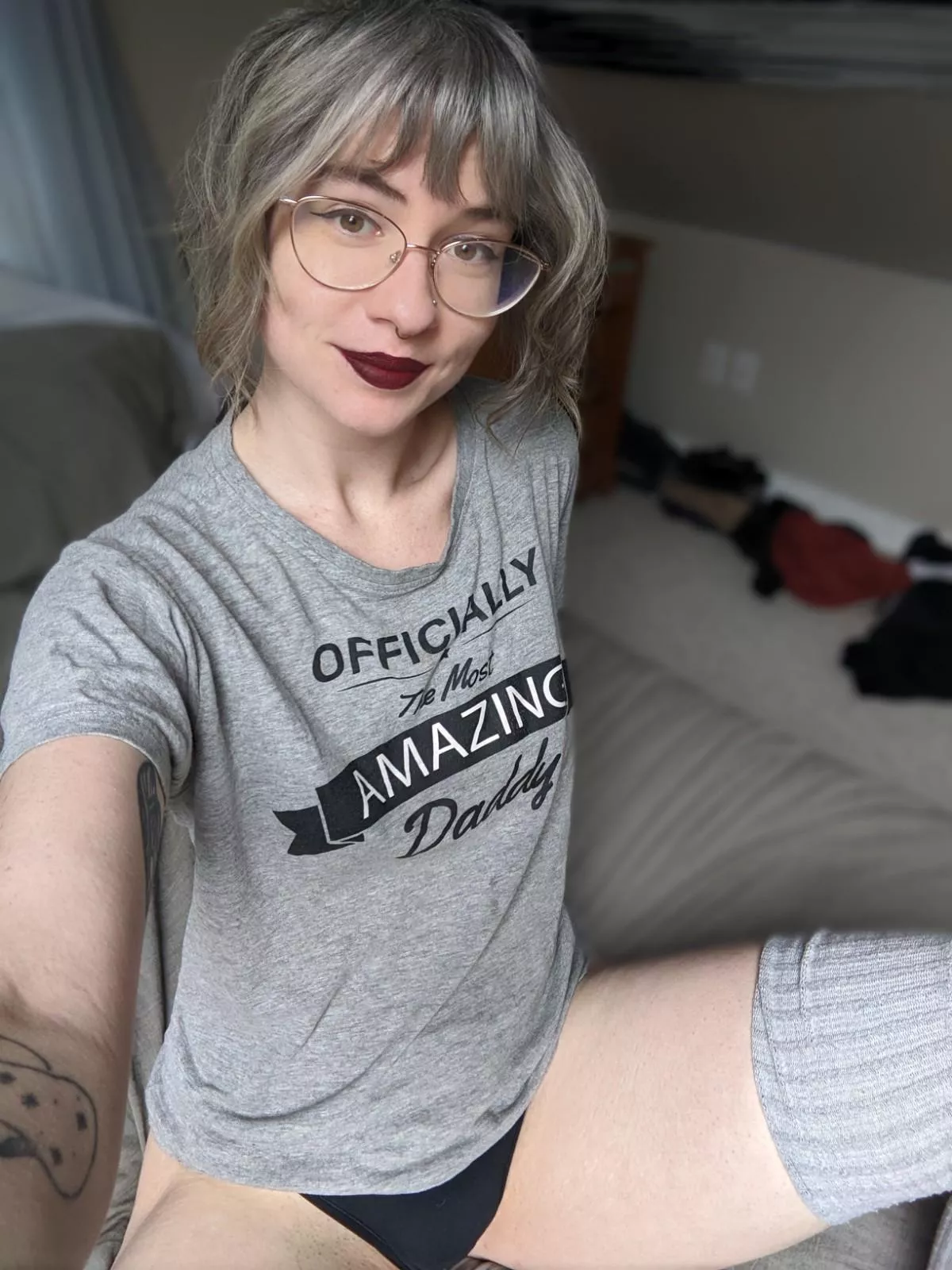 Cute daddy goth slut reporting in for duty! posted by misssilverwitch