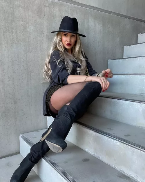 Cute Hat by gooningaccount