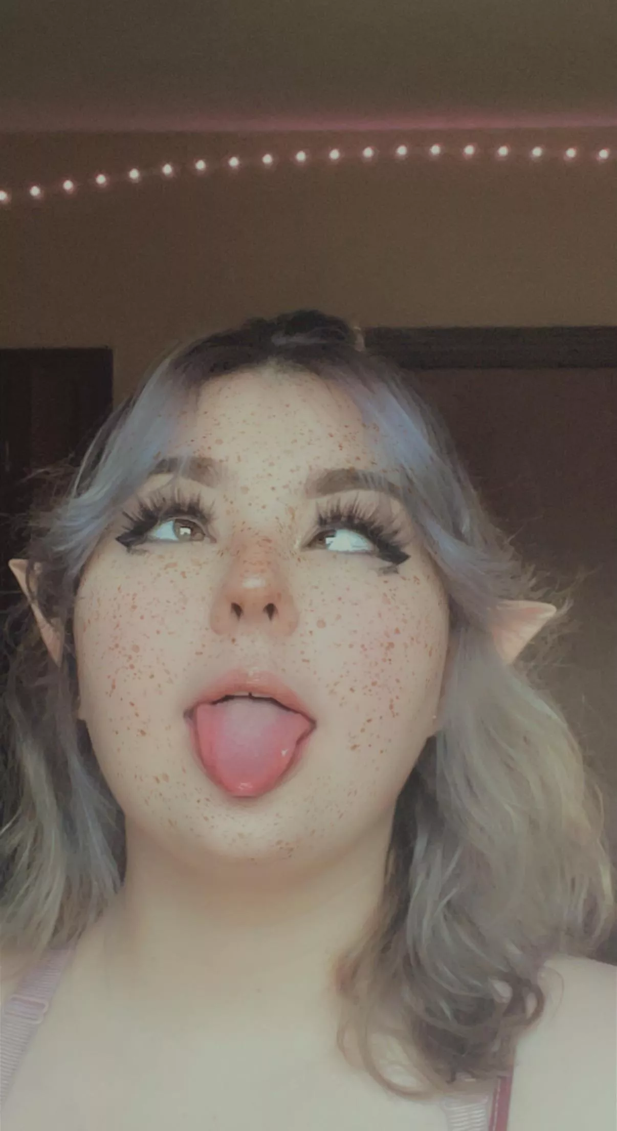 Cute little elf girl posted by No_Contribution4568