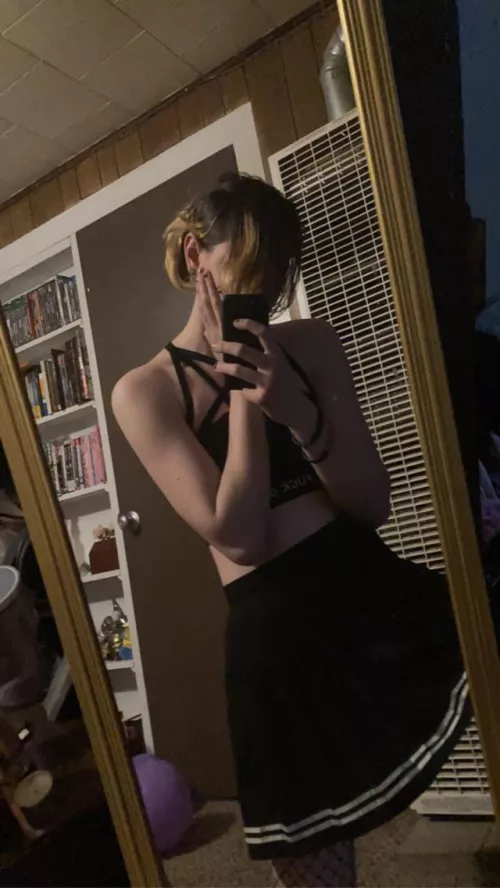 Cute or no? 🌸❤️💜 by SoloPolecat7078