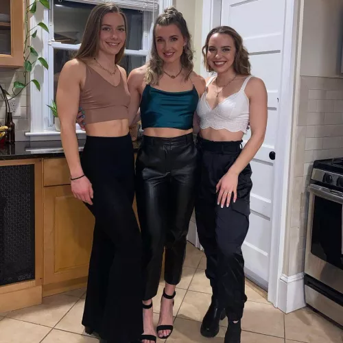 cute sisters by lolaalaurenn