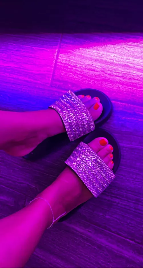 Cute slides 💕 by kylee0000