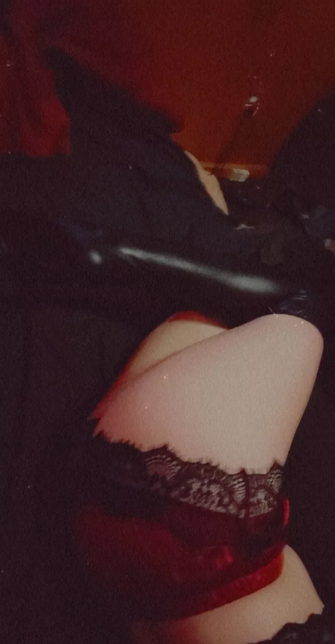 cute thigh highs ^.^ (oc) posted by raeuwu1