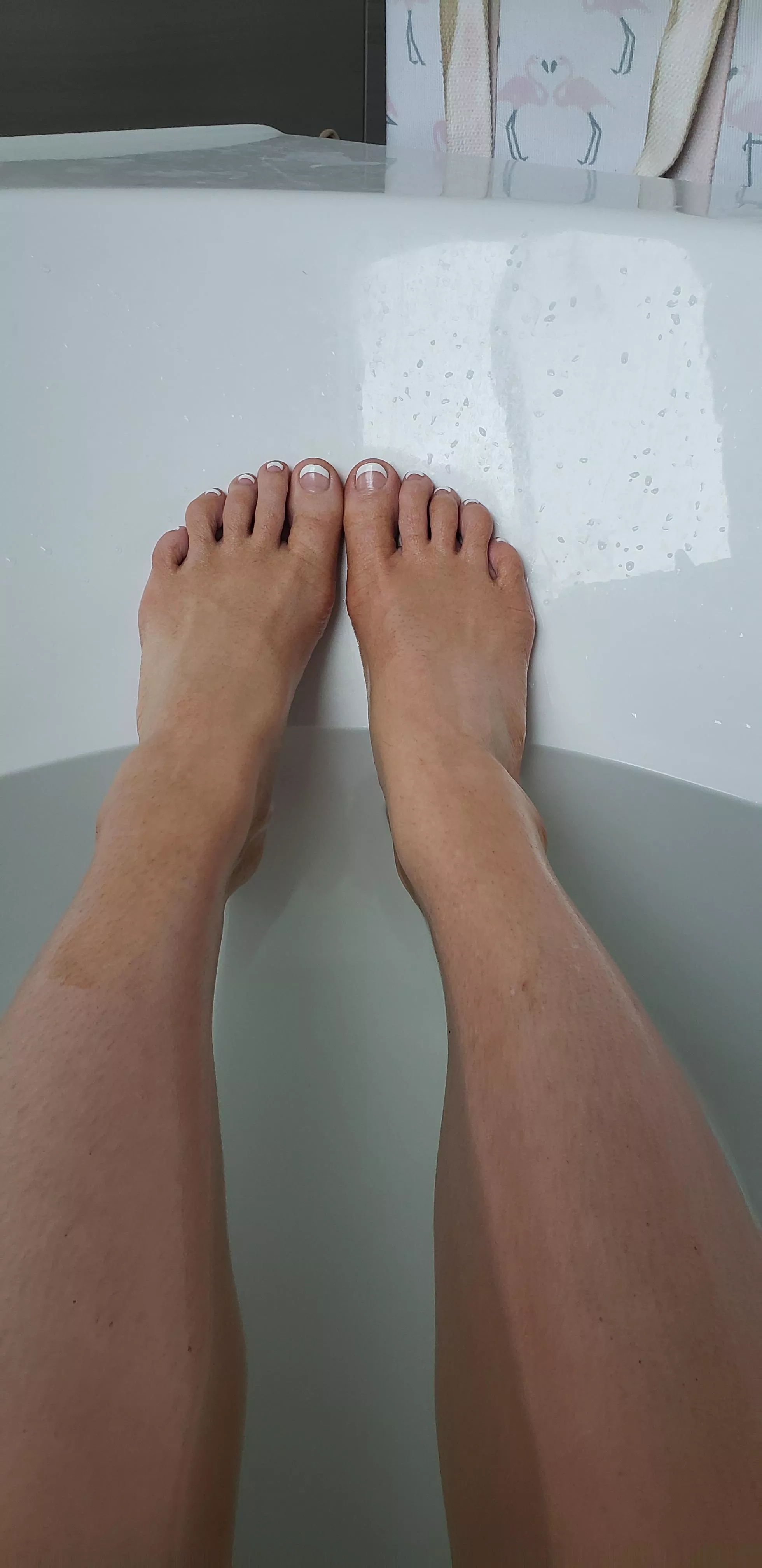 Cute tootsies posted by deannadank