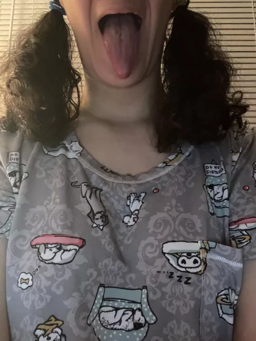 Cute yet sexy? by Rainbow_Celeste