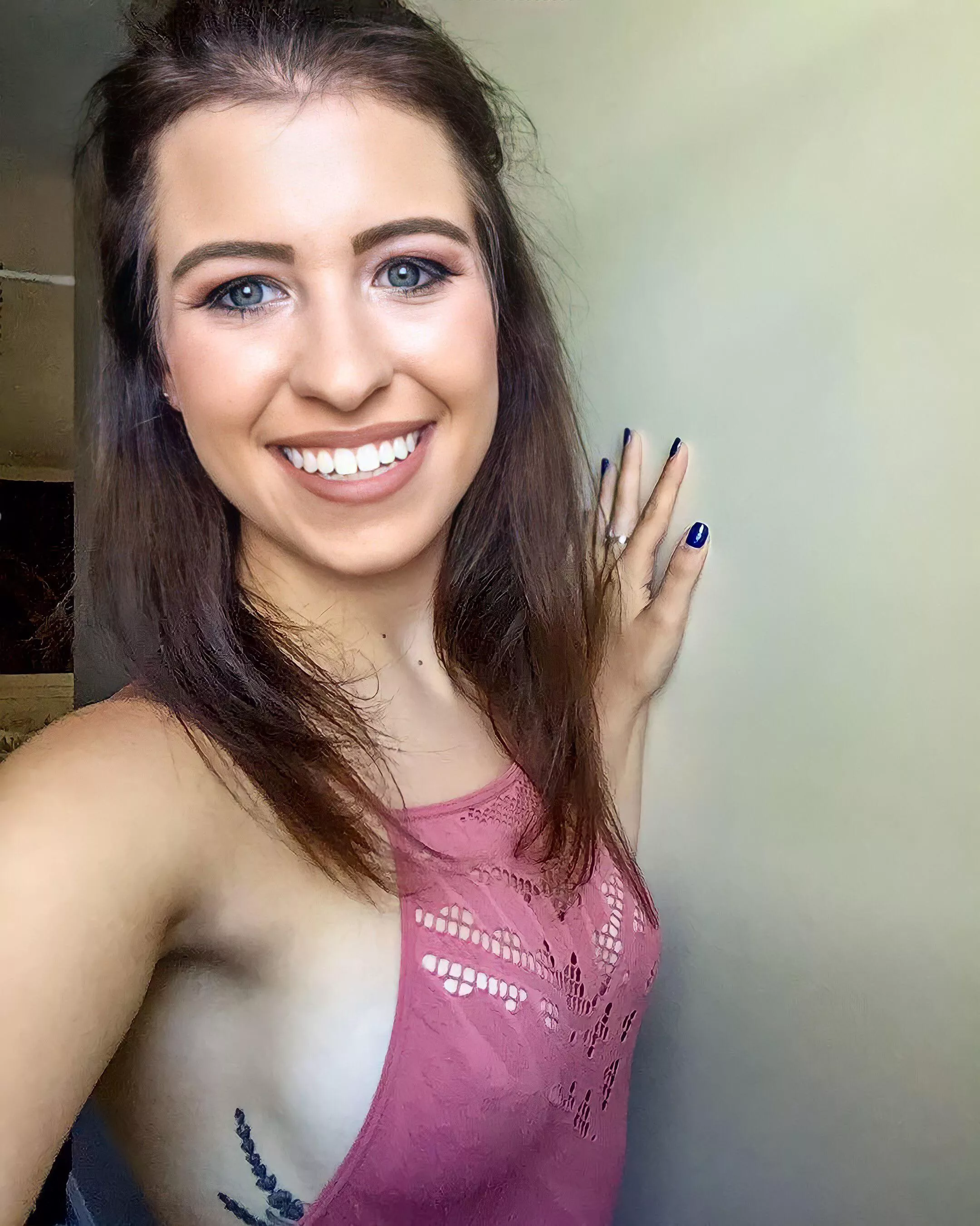 Cutie posted by tway15991