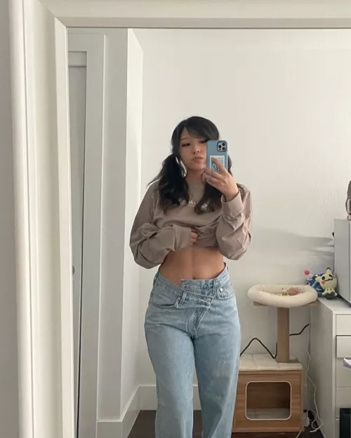 Cutie showing off by PureThrowaway2022