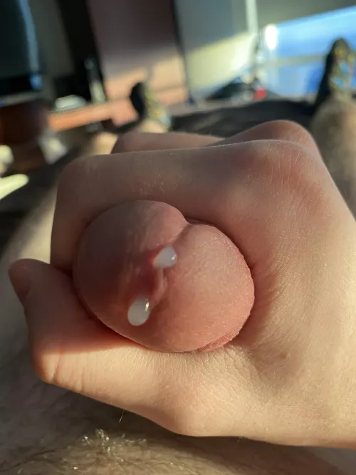 Cutting it real close by FreddieAlfredo