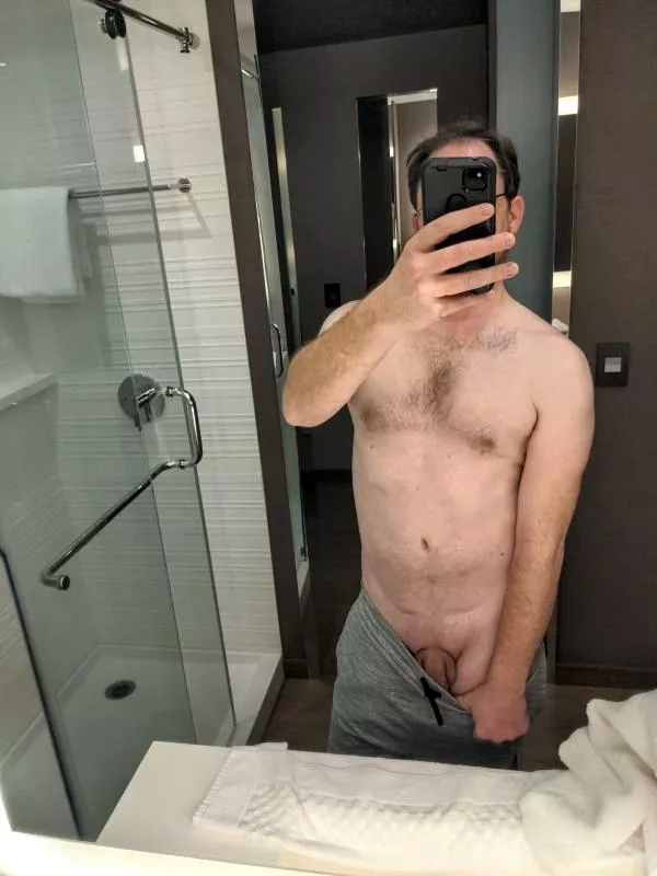 Dadbod on the road posted by CunnilingusDelight