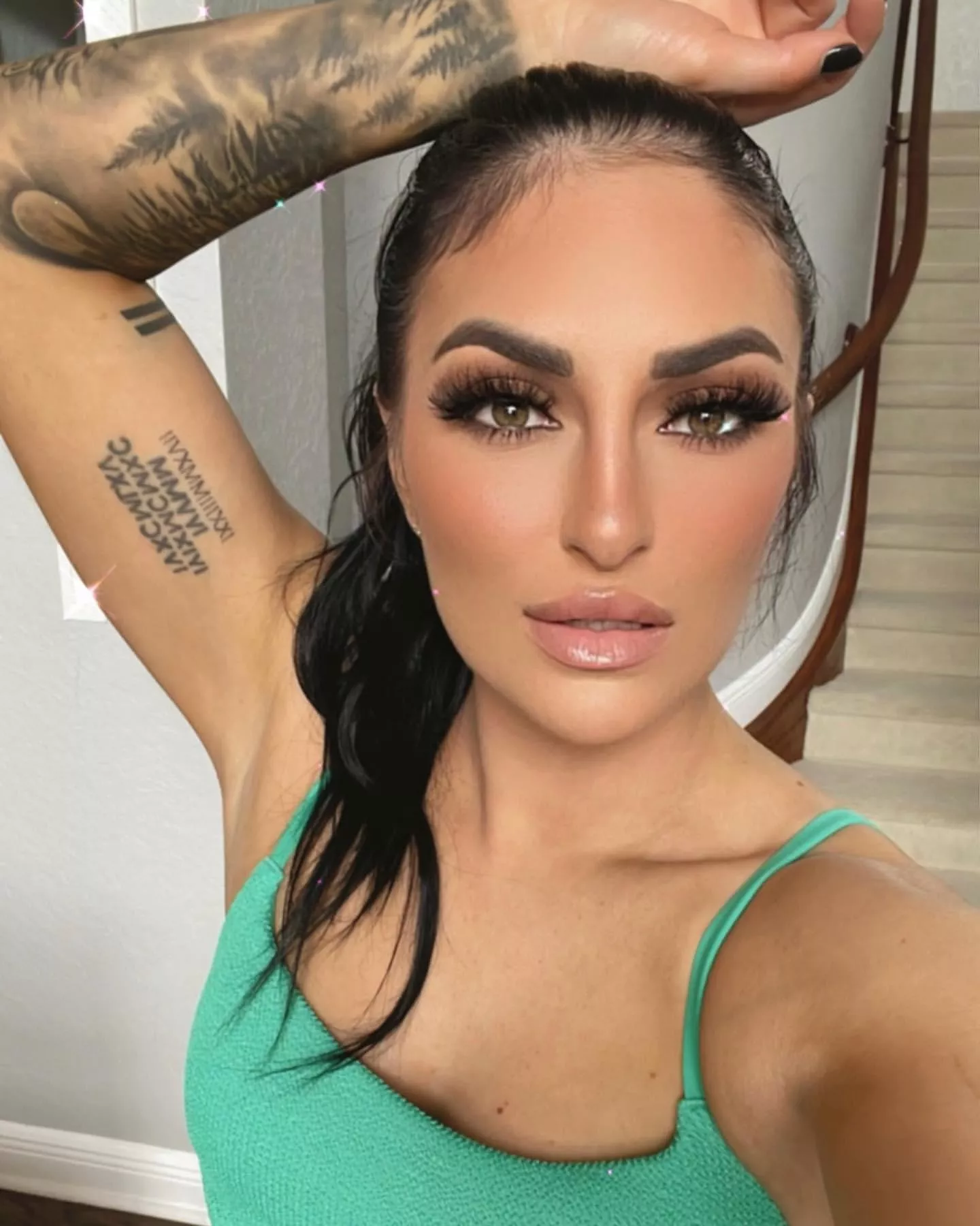 Daddy Deville 😩 posted by multiano_x