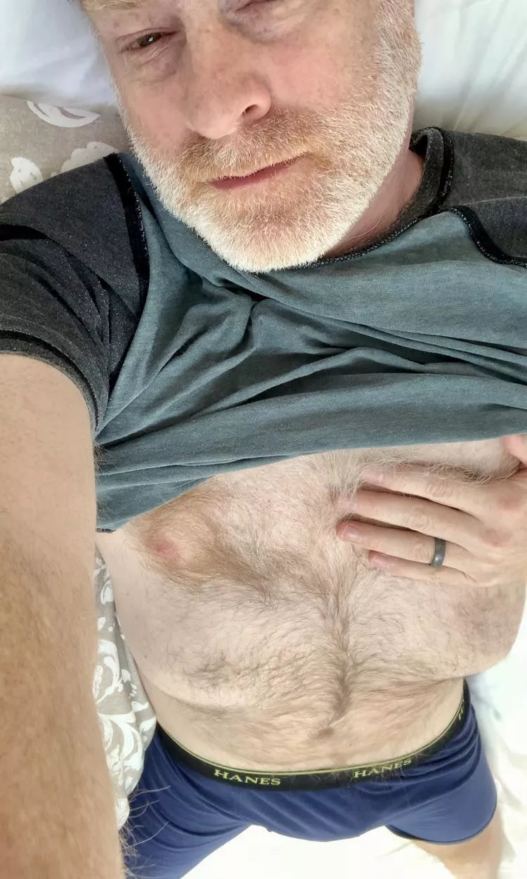 Daddy is waiting for you to climb on. [53] posted by ZelaznyFan68