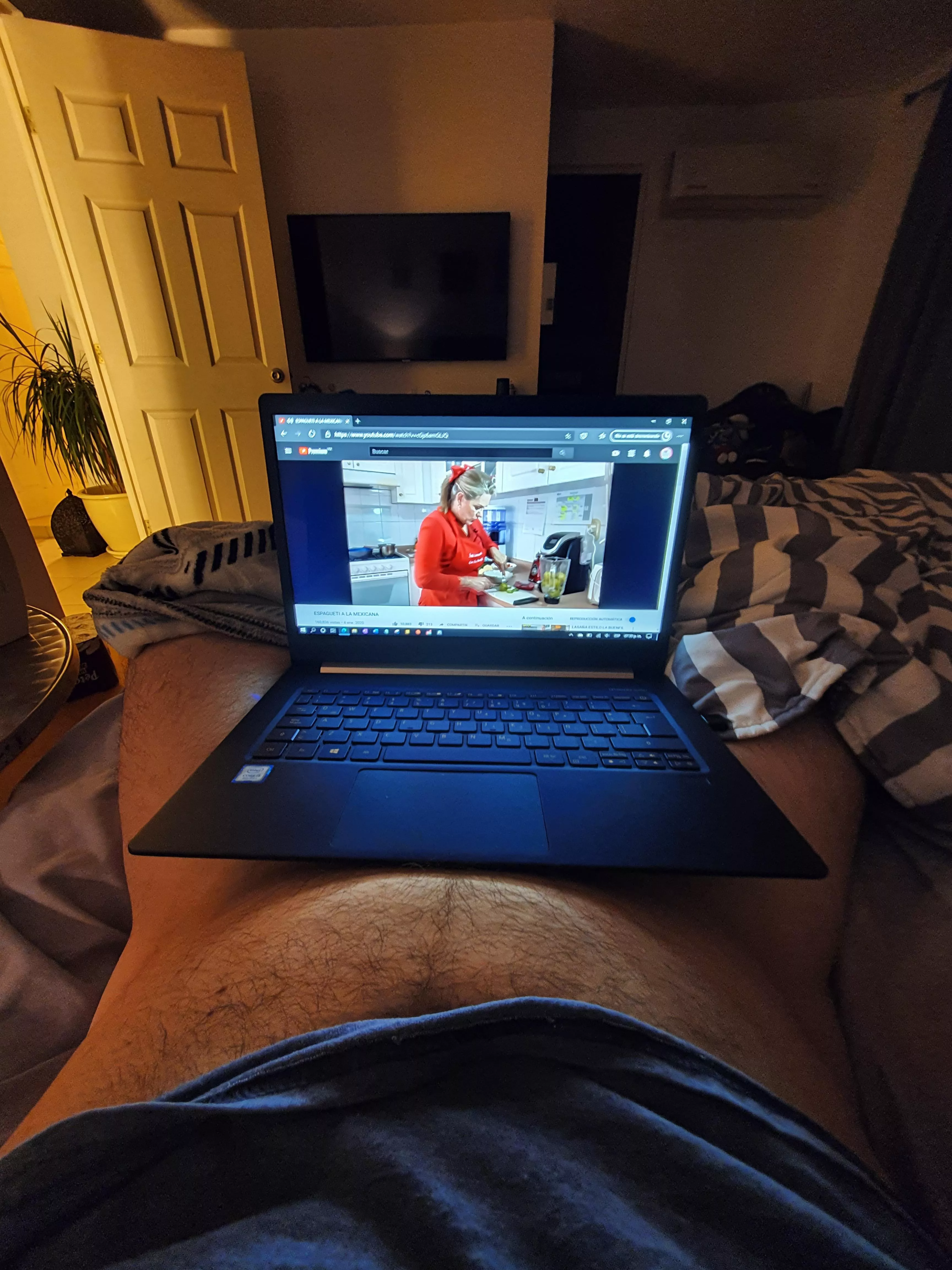 Daddy need a hug!!! posted by DanielX1981