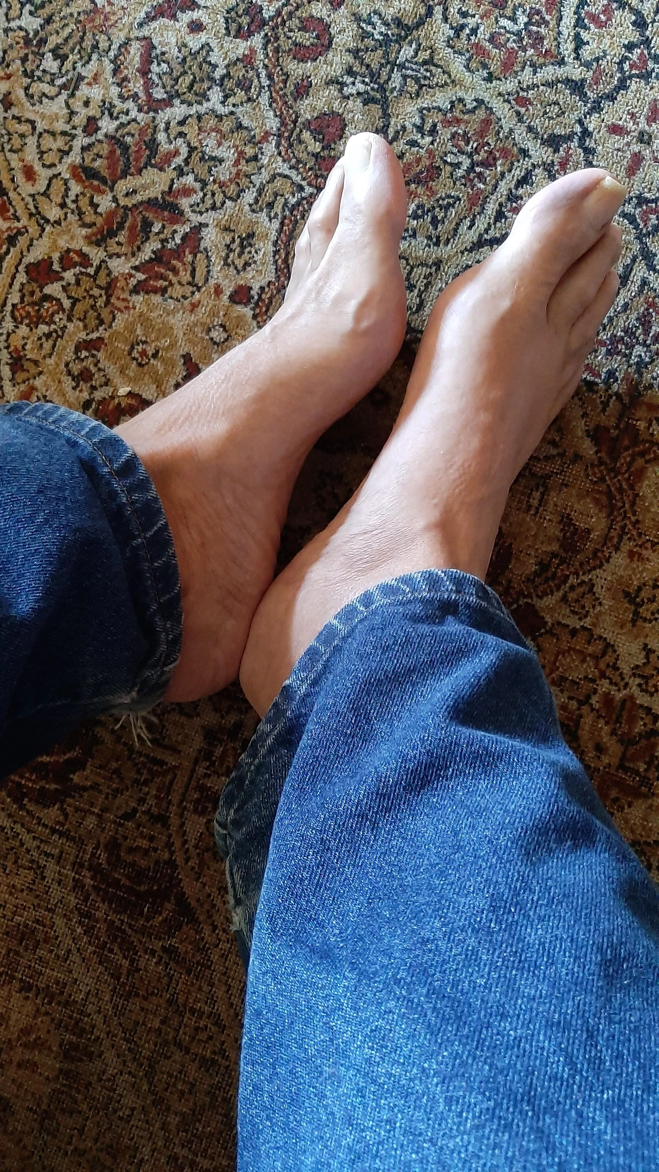 Daddy's size 13's need you sniffing, licking and sucking on them. posted by LatinoBill