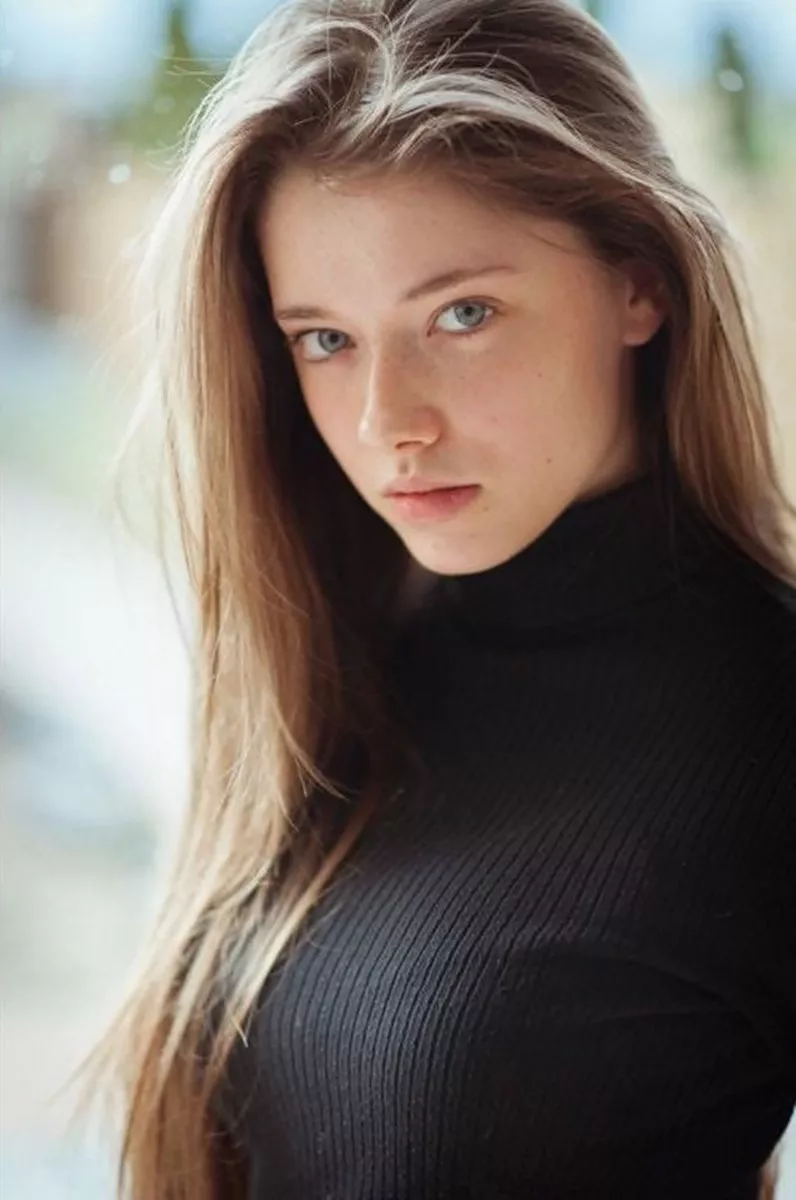 Dagmara Podolak posted by Stargazer-2893