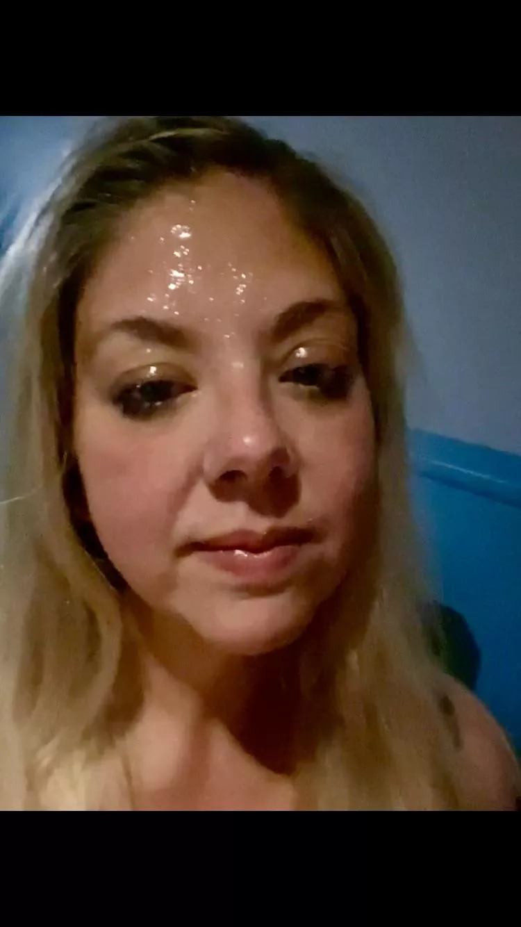 Daily skin regimen posted by SnooLentils1989