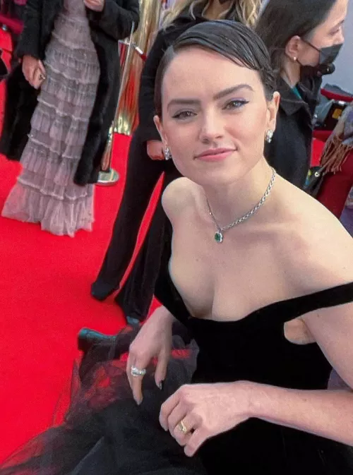 Daisy Ridley by Freud_was_a_noob