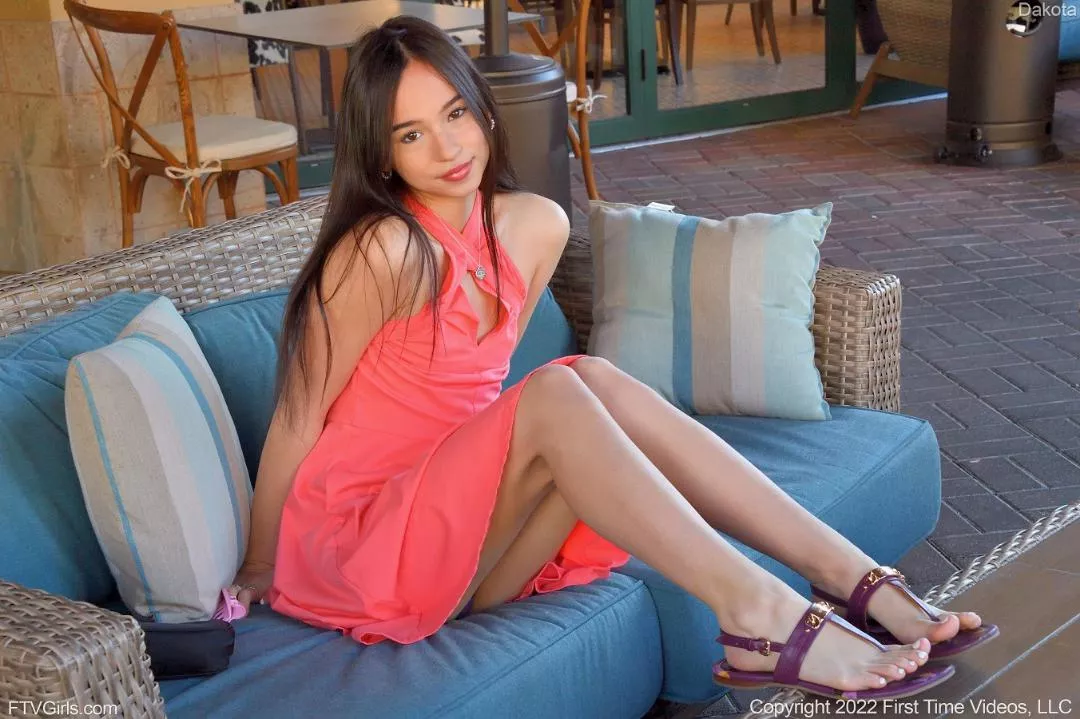 Dakota Tyler posted by snipke