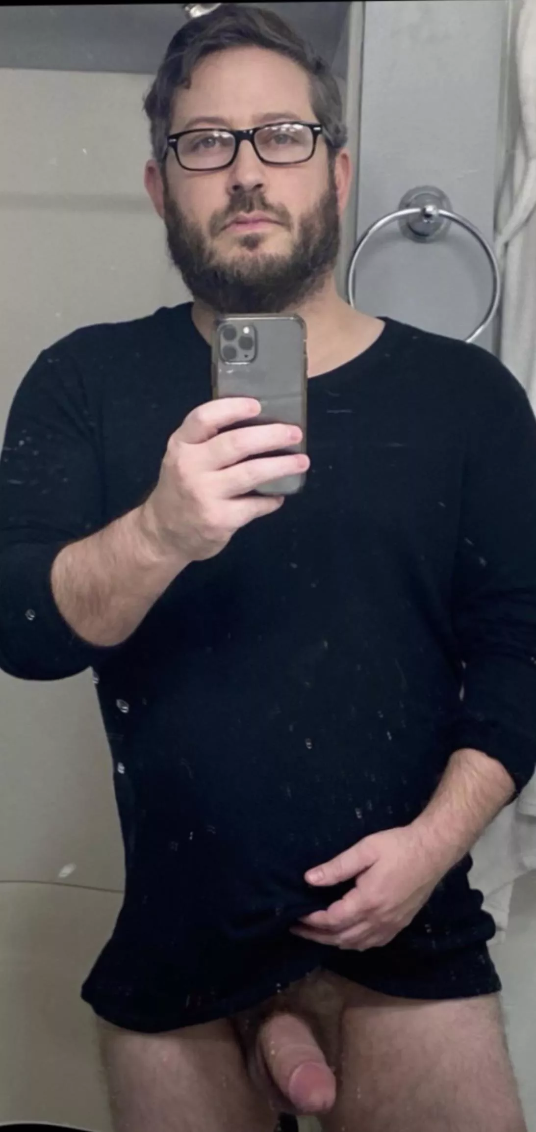 Damn. Found my self Horny and alone! Anyone find themselves in the same predicament? posted by Massive-Stage-5629