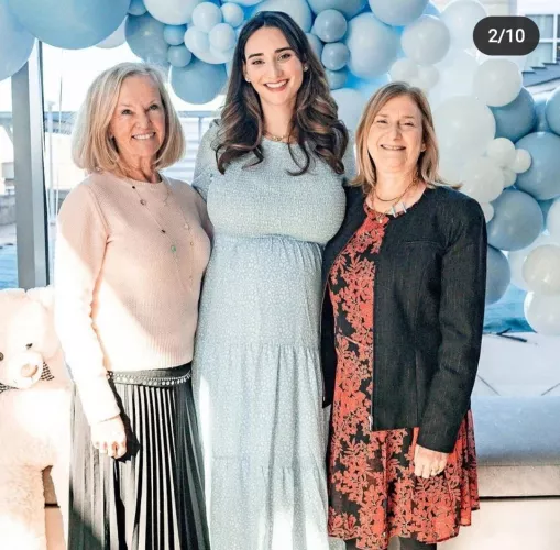 Damn much bigger than both of the old ladies combined by LeNewbiee