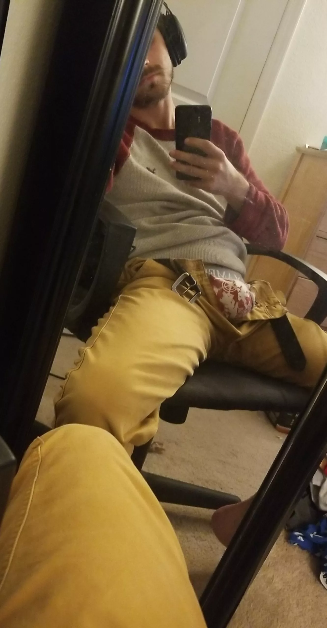 Damn zipper broke again posted by BiBalls20w