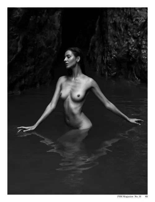 Dania Bazaiti by Renuar Locaj by svilos