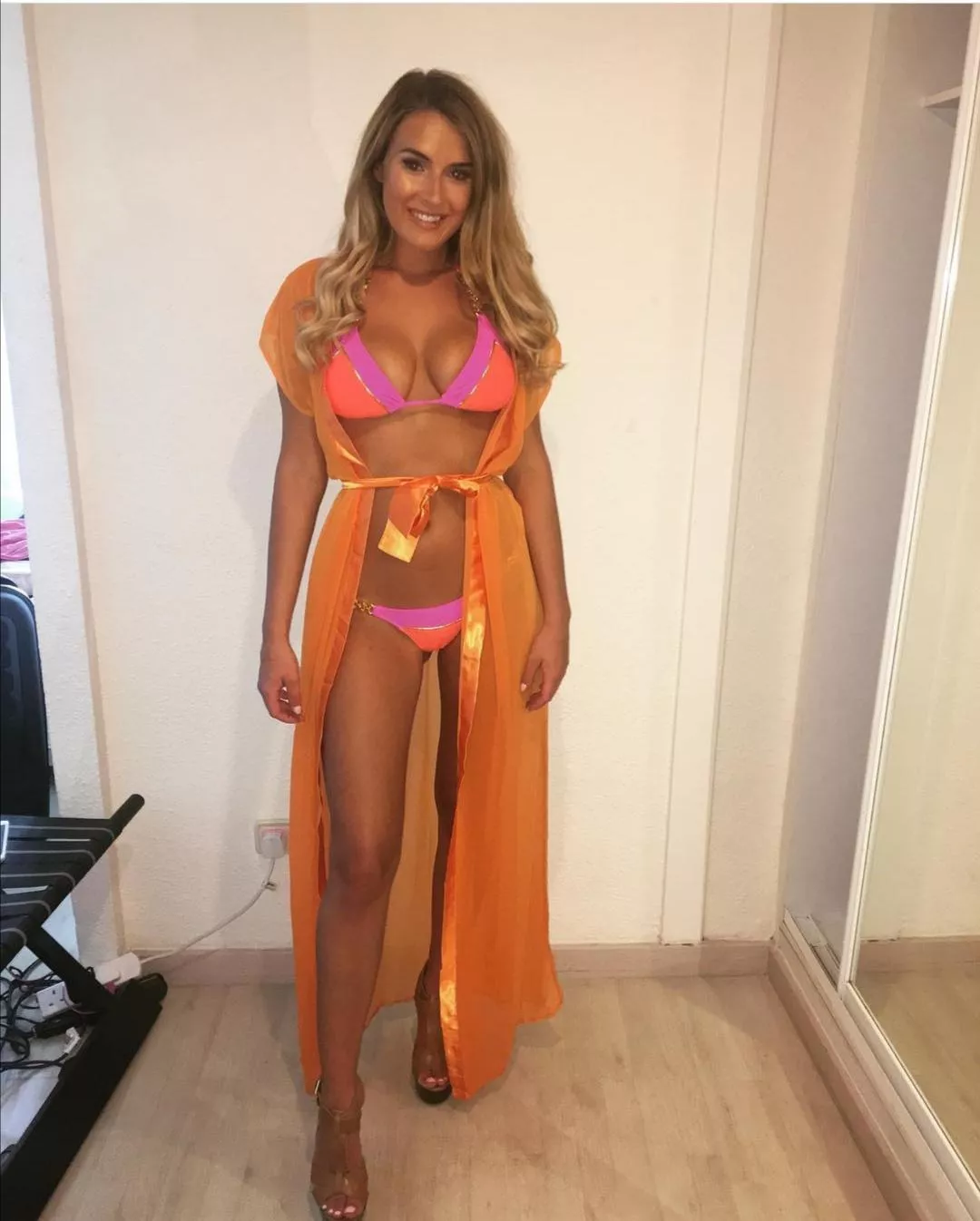 Danielle posted by uknap92