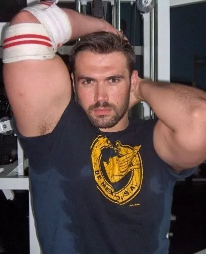 Dare you to bury your face in my armpit bro posted by HenryCavillsBigTits