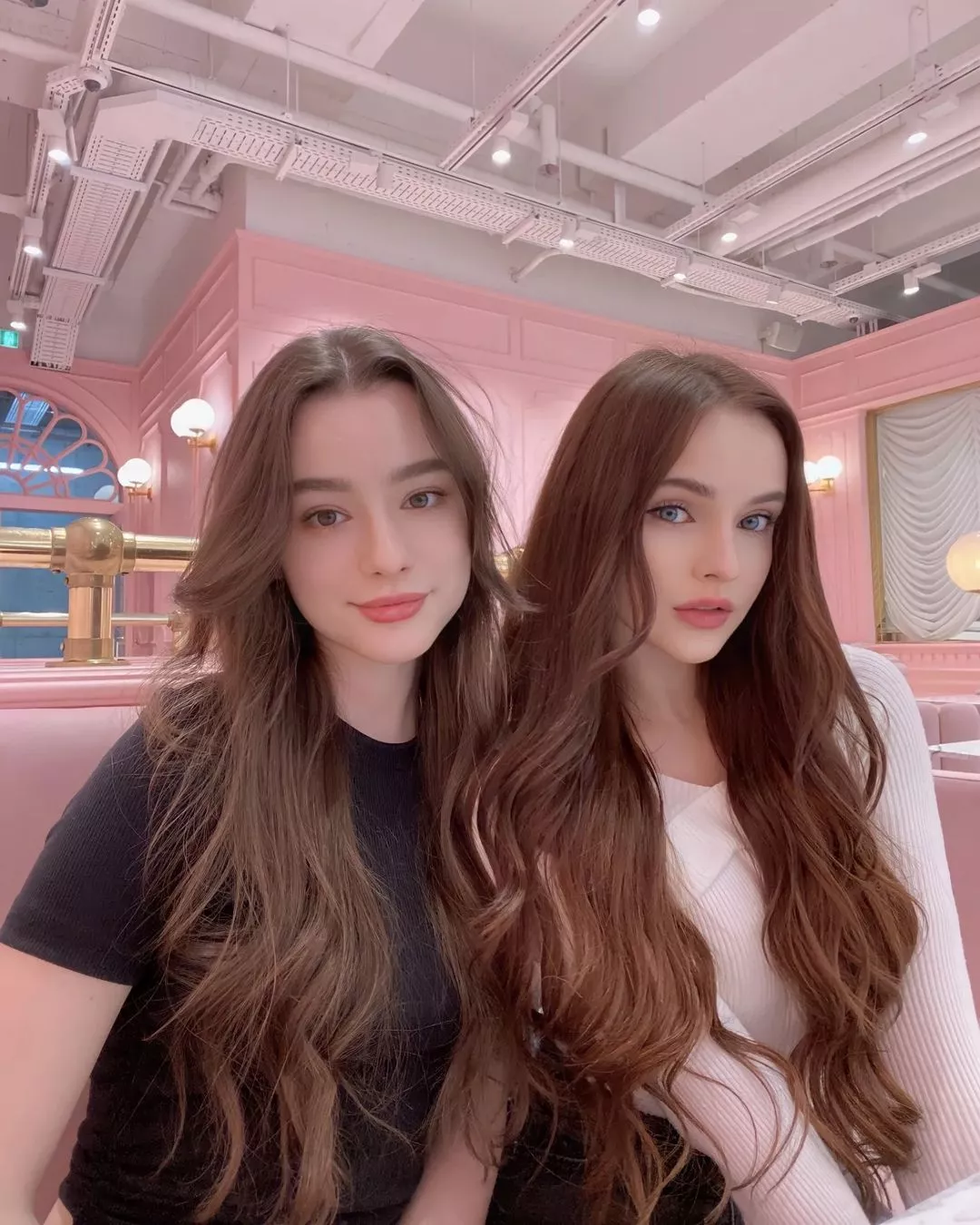 Dasha Taran & Sasha Song 2022-04-25 posted by LawnOfTheRay