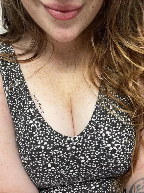 Date night cleavage by FreckledFranny