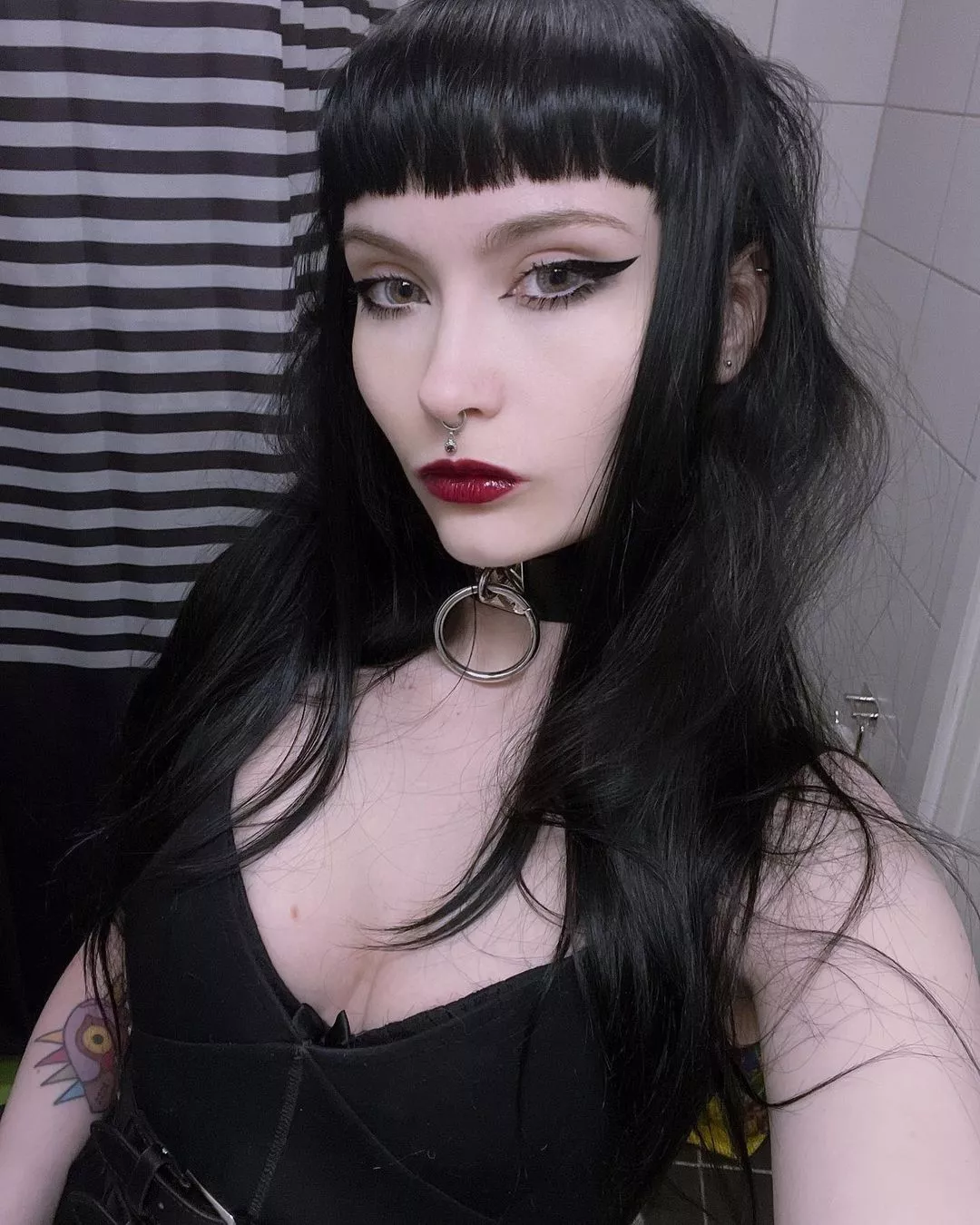 date night outfit? 🖤 posted by spicymessy