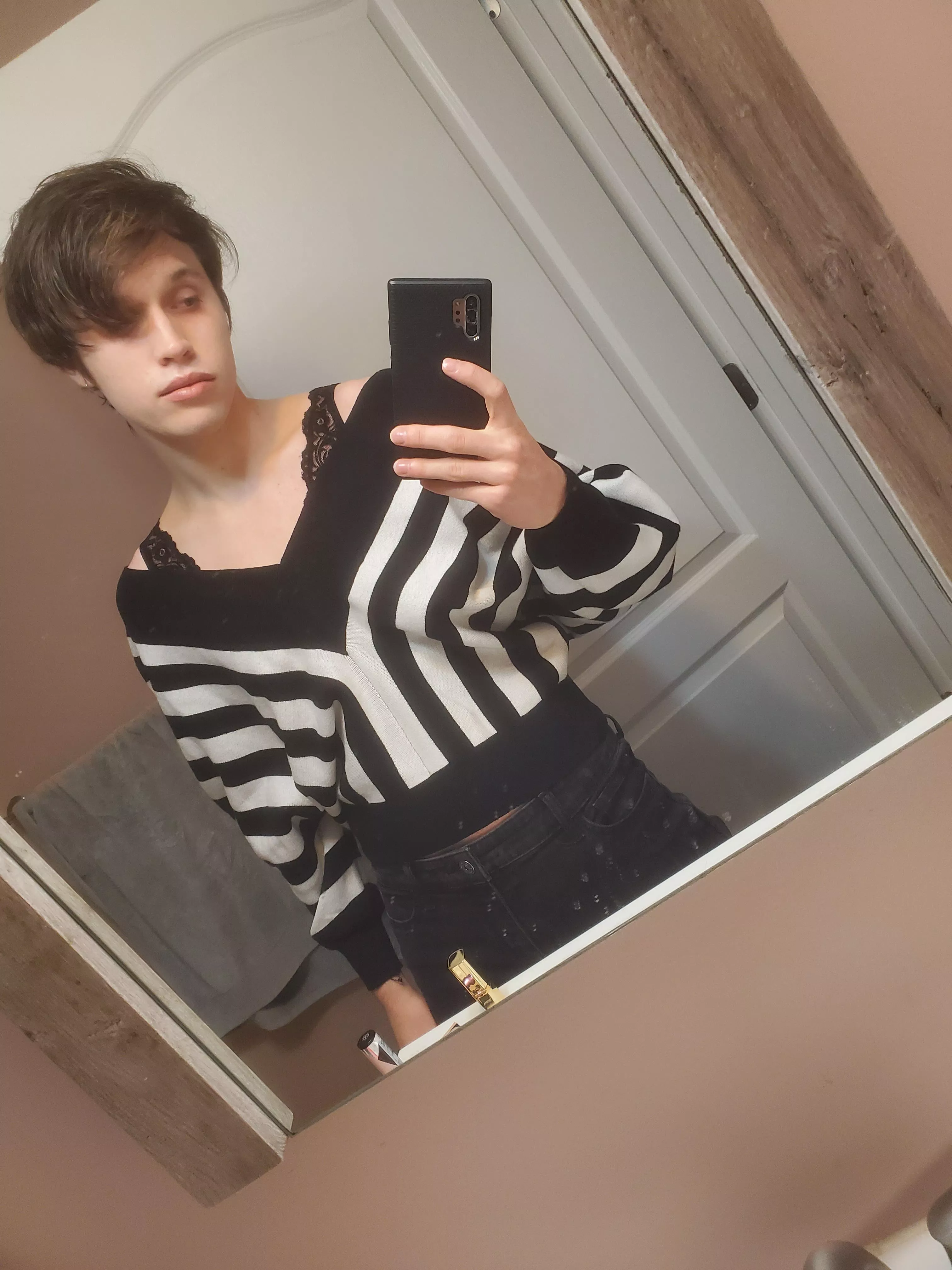 Date night❤ Would you go with me? posted by budyfish