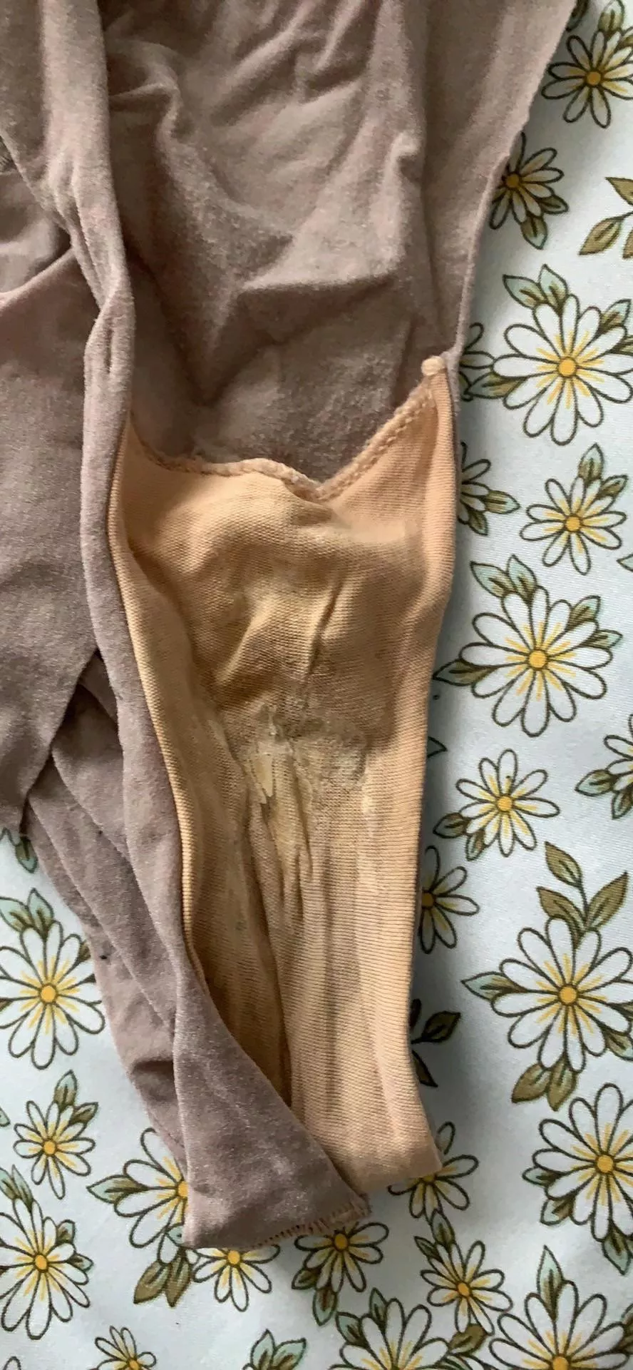 Daughters crusty panties posted by pbj7654