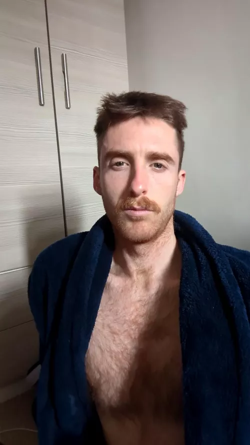 day off work, chilling at home :) by jomtientofu