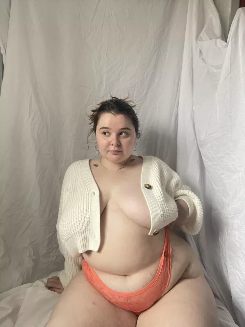 Daytime attire by lingeriequeenx