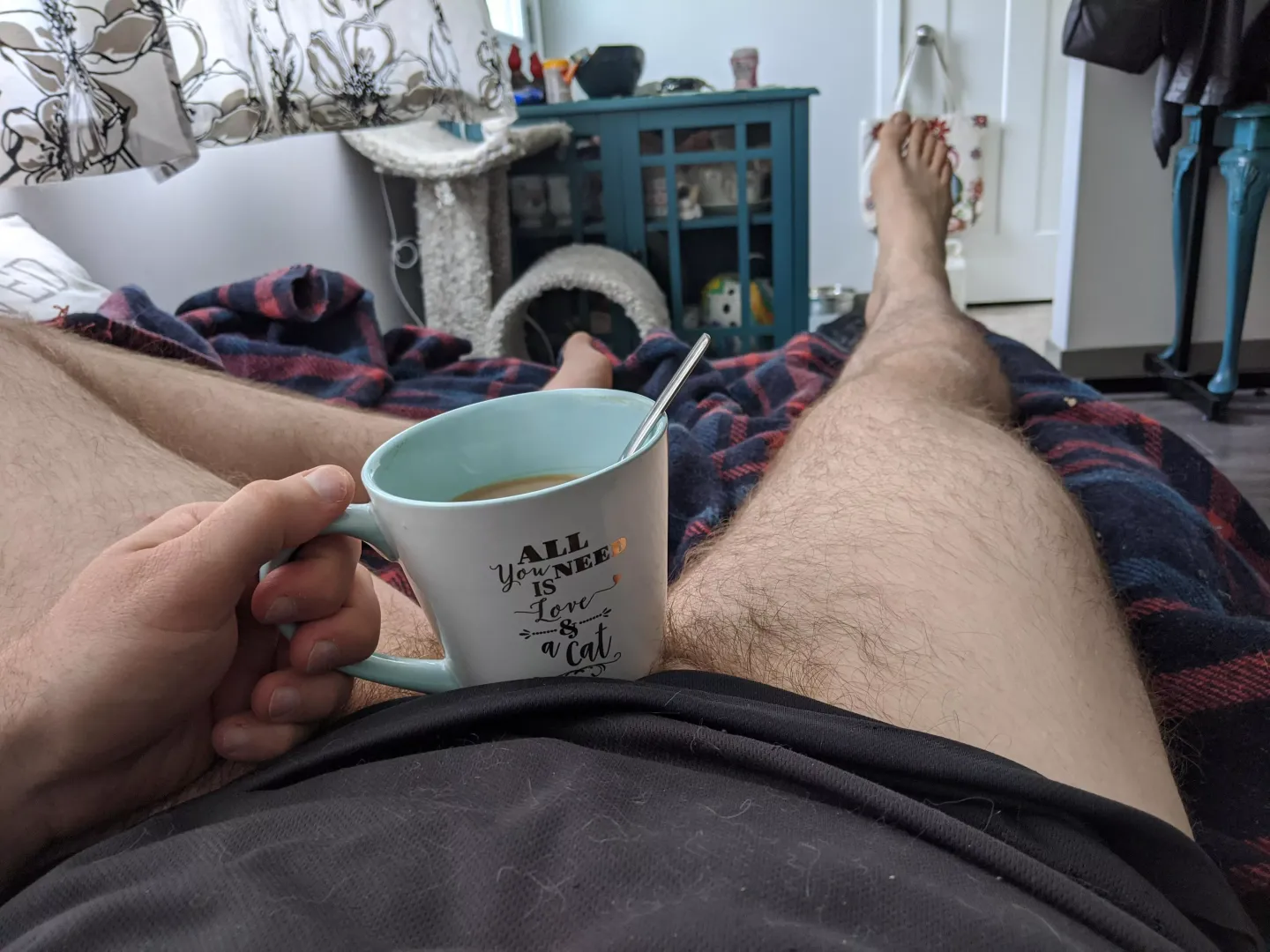 Decaf. Two creams. Two sweateners. posted by Salty_Buy7958